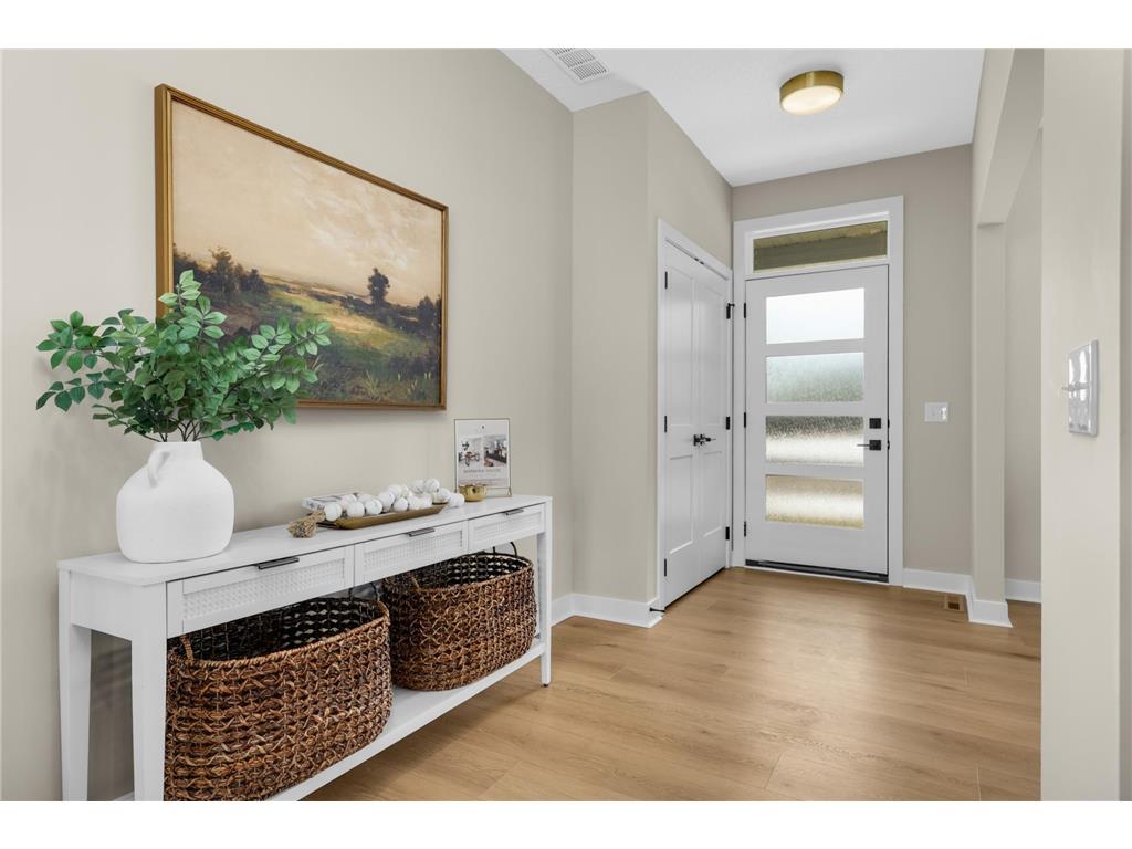 2164 Eustis Street Roseville MN 55113 7020449 image3