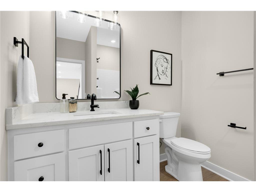 2164 Eustis Street Roseville MN 55113 7020449 image35