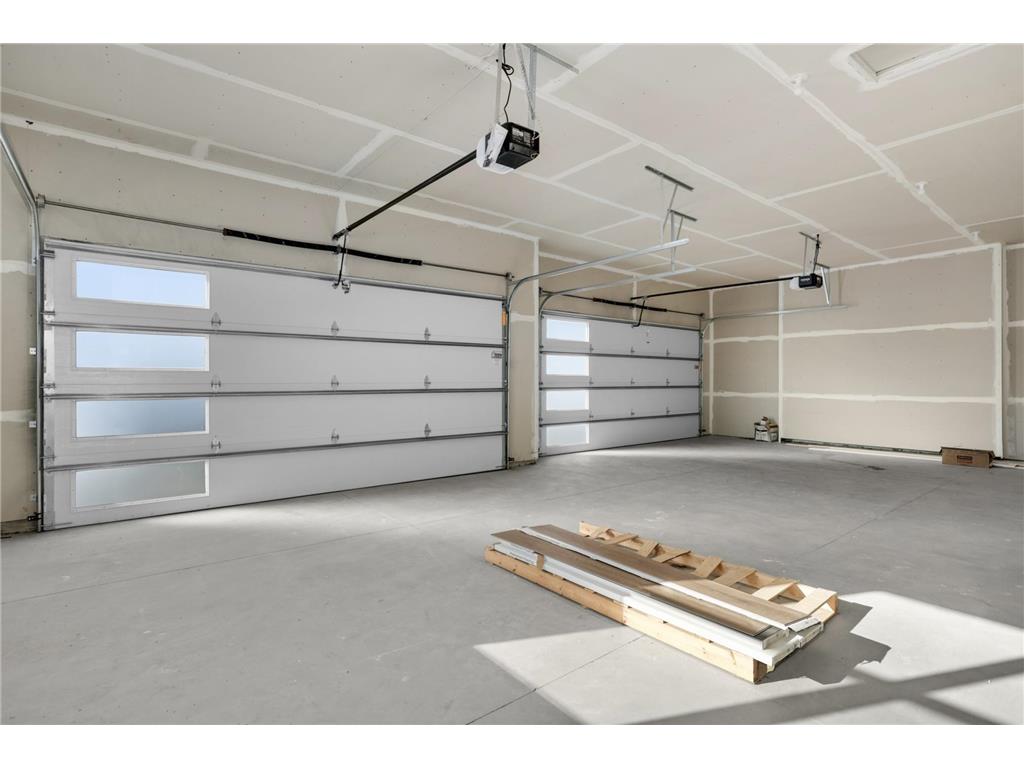 2164 Eustis Street Roseville MN 55113 7020449 image40