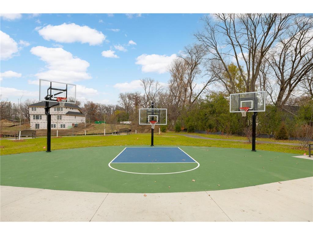 2164 Eustis Street Roseville MN 55113 7020449 image46