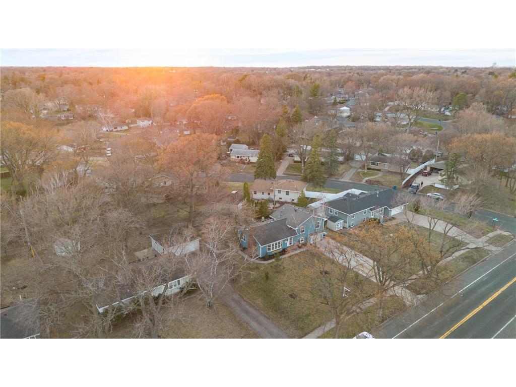 2164 Overlook Drive Bloomington MN 55431 7037326 image20
