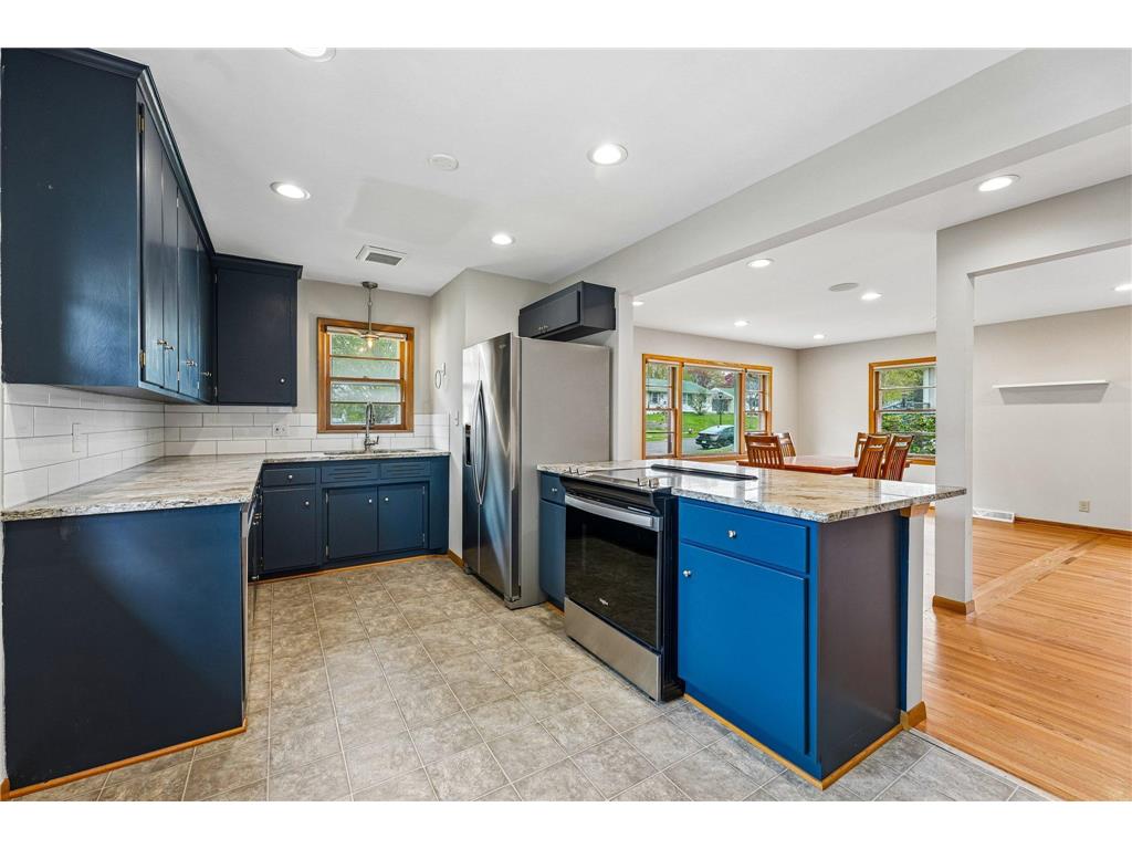 2164 Reaney Avenue E Saint Paul MN 55119 7064920 image3