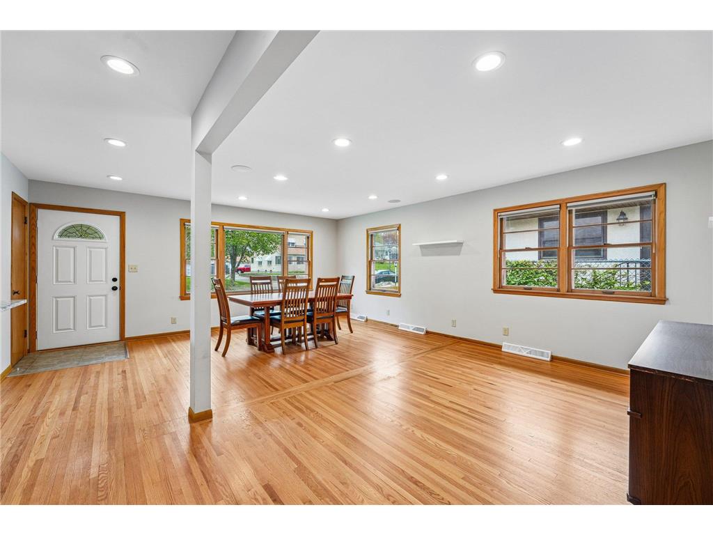 2164 Reaney Avenue E Saint Paul MN 55119 7064920 image7