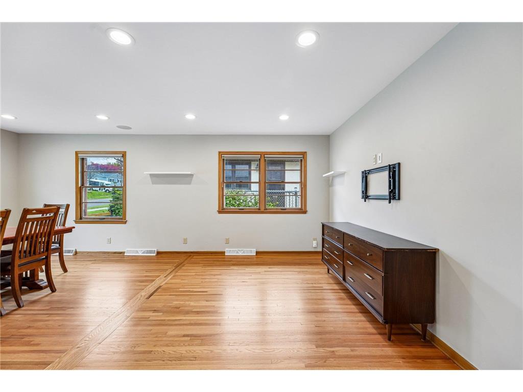 2164 Reaney Avenue E Saint Paul MN 55119 7064920 image8