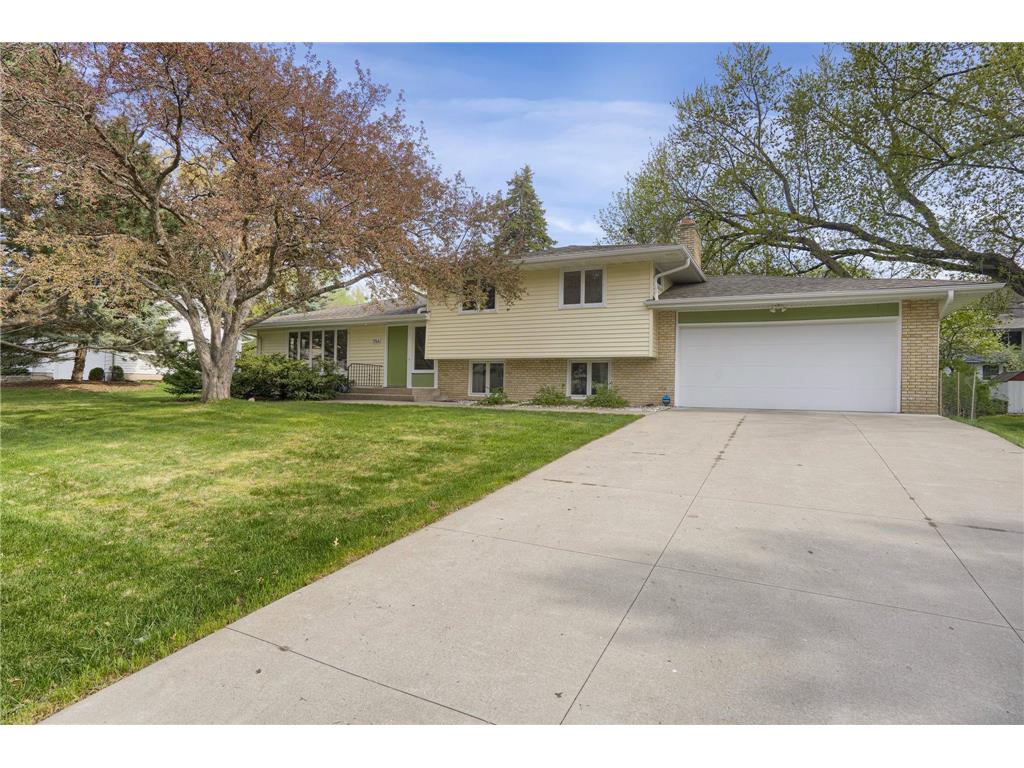 2164 Rosewood Lane N, Roseville, MN, 55113 MLS 6335565 Edina Realty