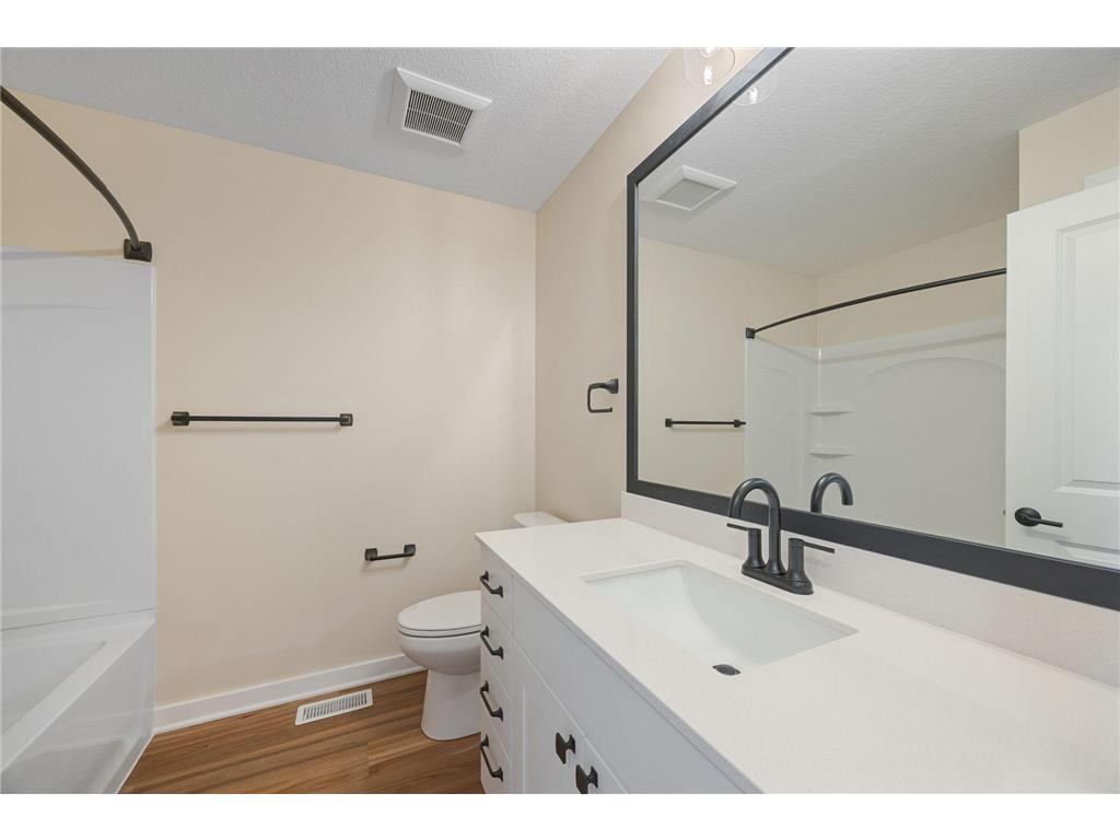 2166 Cottage Avenue E #3 Saint Paul MN 55119 6816411 image25