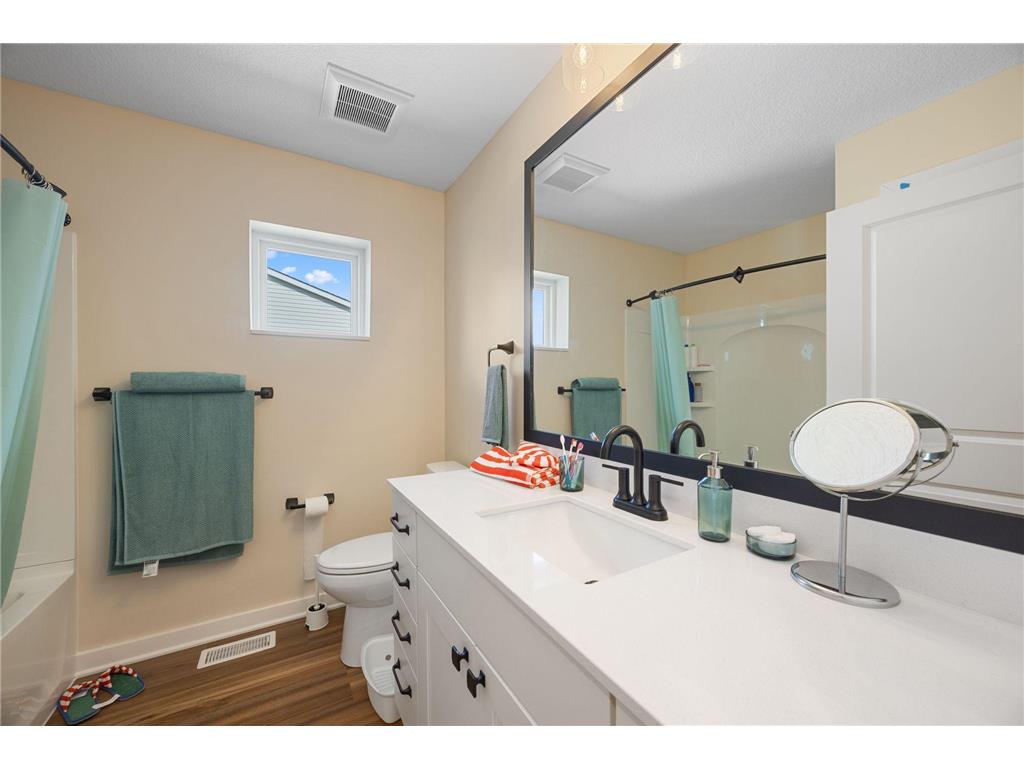 2166 Cottage Avenue E #3 Saint Paul MN 55119 6816411 image26