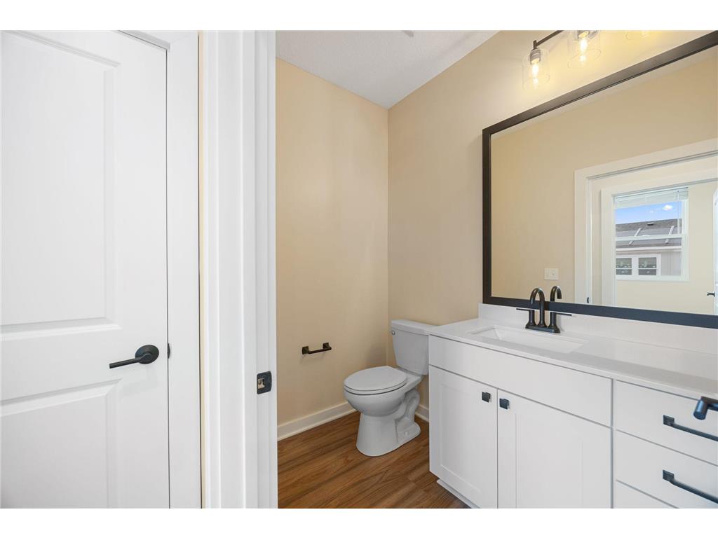 2166 Cottage Avenue E #3 Saint Paul MN 55119 6816411 image8