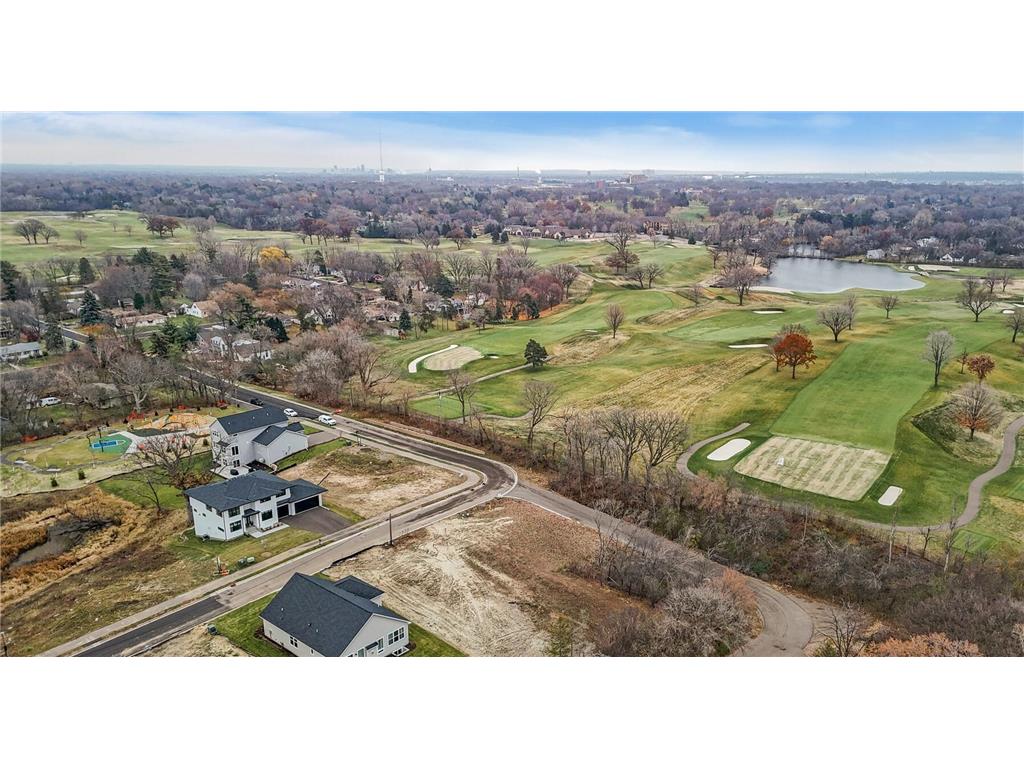 2167 Eustis Street Roseville MN 55113 6635038 image2