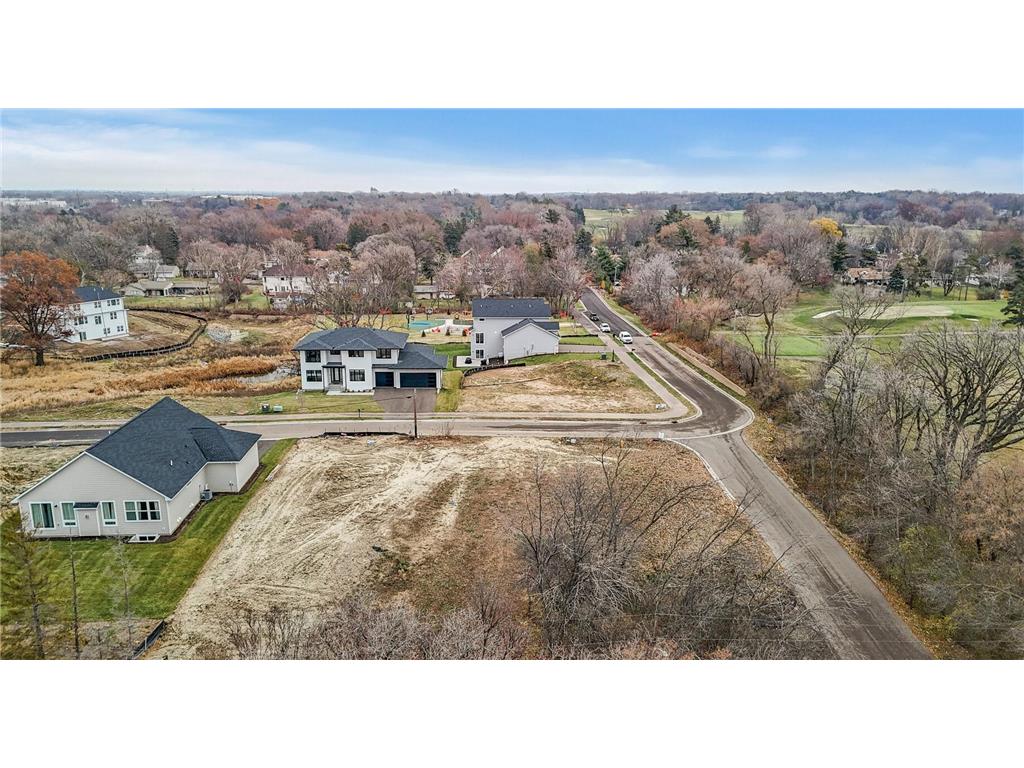 2167 Eustis Street Roseville MN 55113 6635038 image4