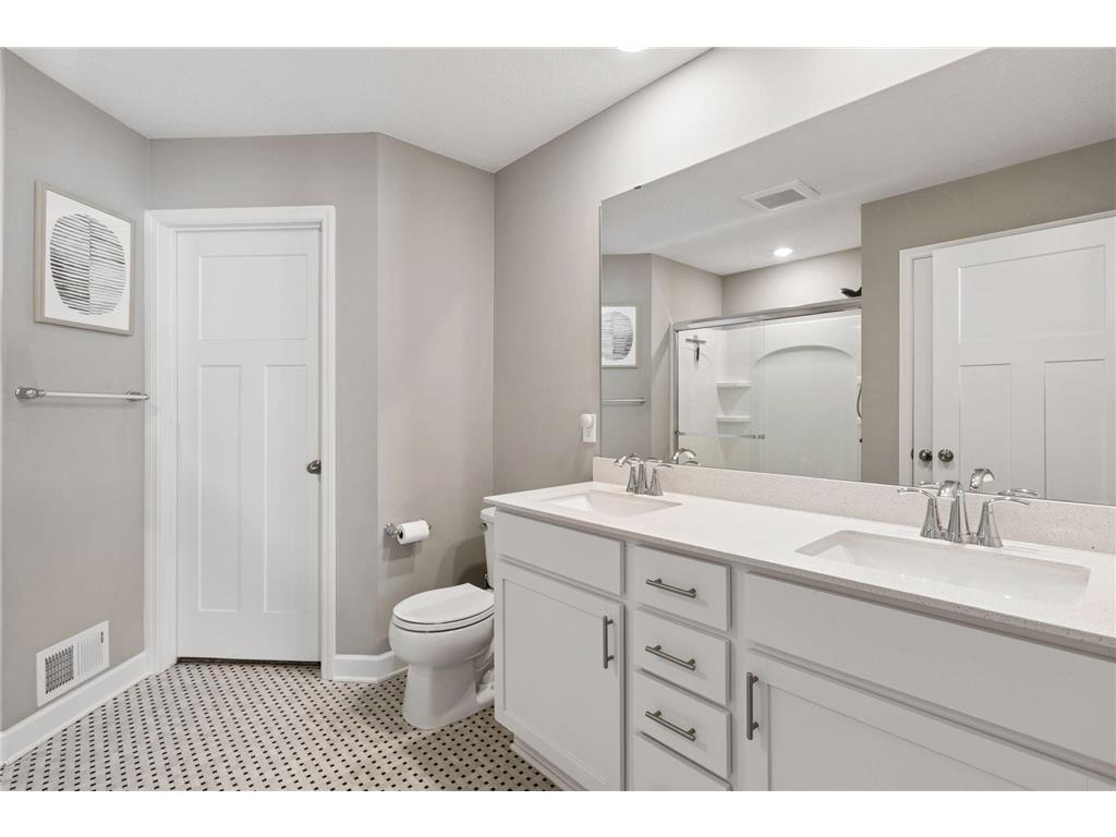 2167 Heron Court Lino Lakes MN 55038 7037841 image16