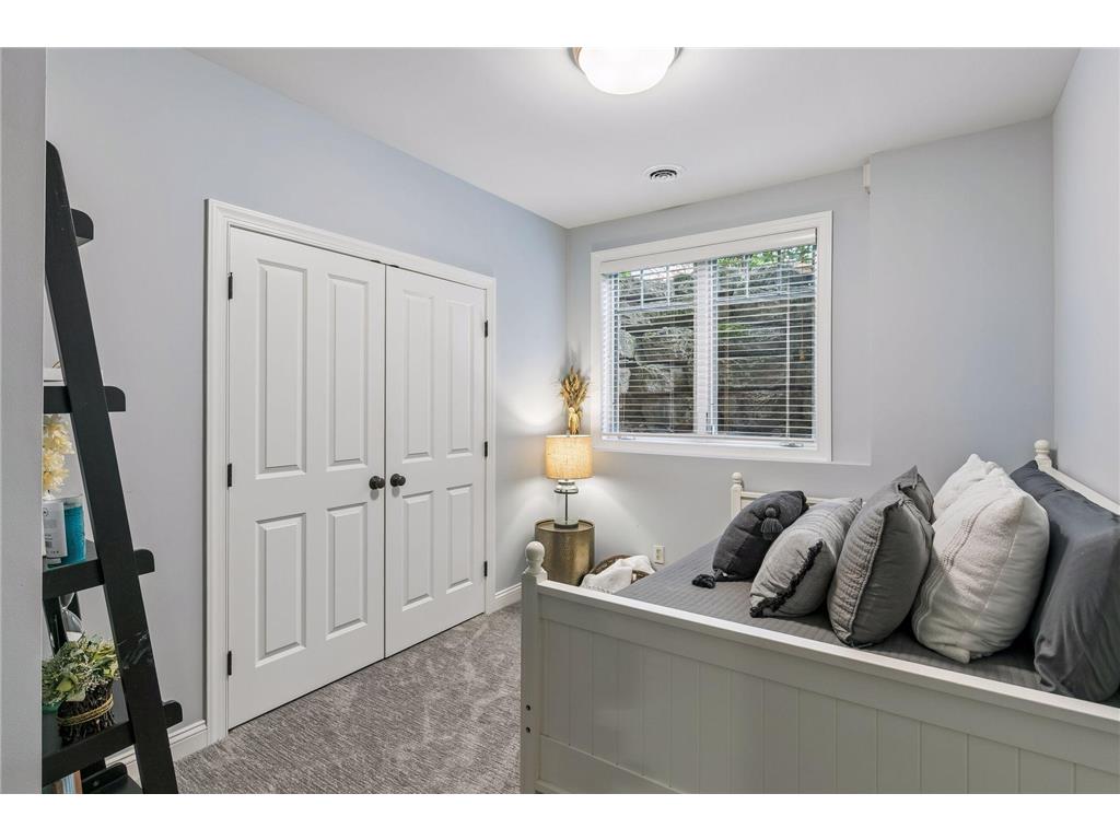 21670 Monterey Avenue Lakeville MN 55044 7089805 image90
