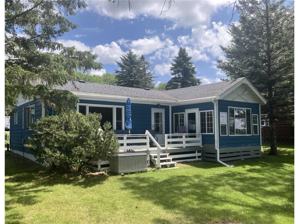 21677 Hillside Beach Road Fergus Falls MN 56537 - Wall 6564588 image1