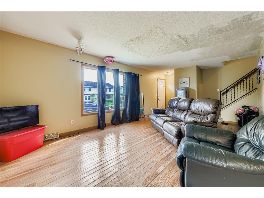 2169/2171 Glenridge Avenue Saint Paul MN 55119 6775940 image2