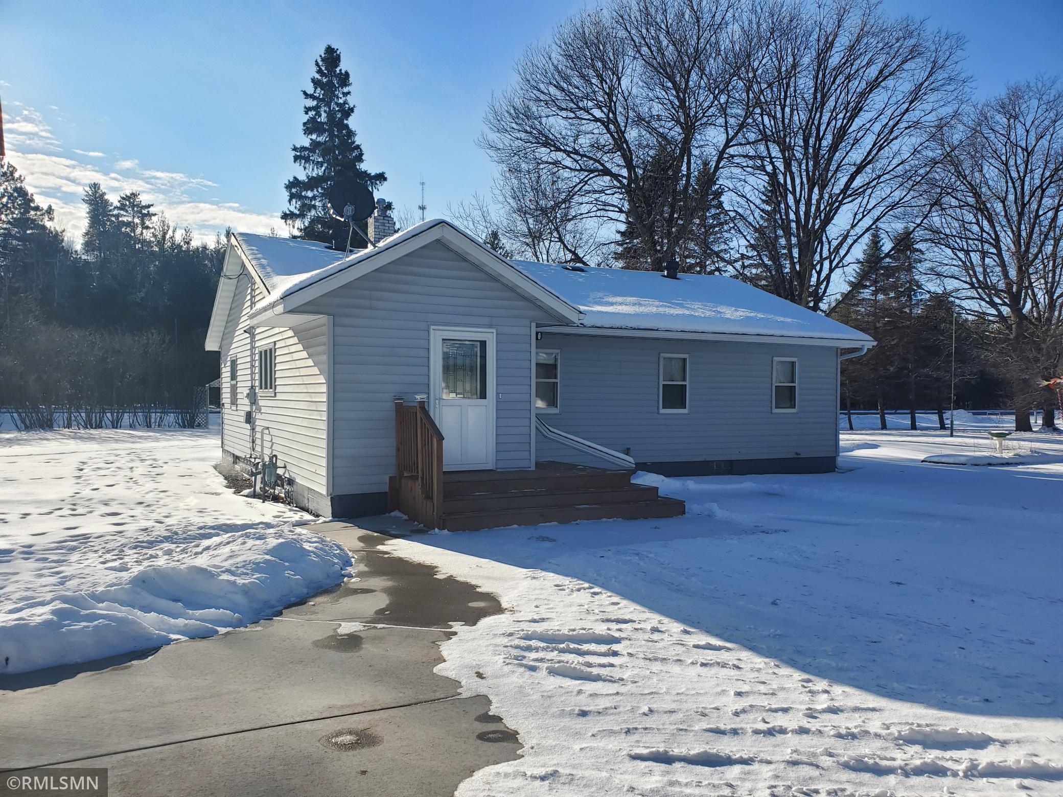 21690 County Road 28, Deerwood, MN 56444 MLS 5671936 Edina Realty