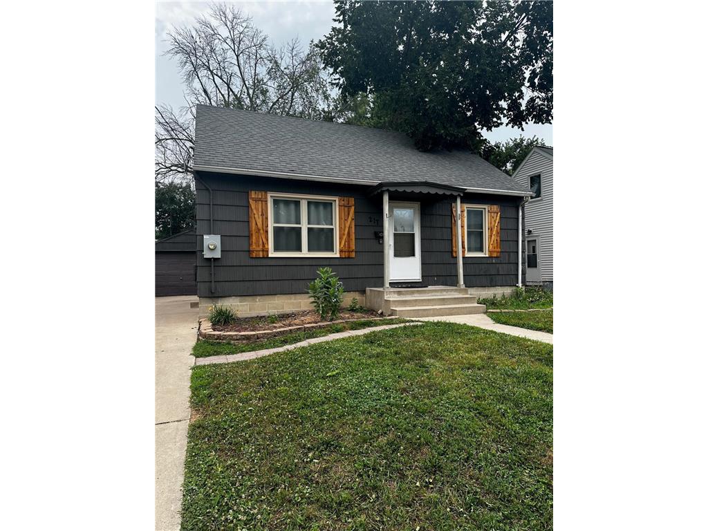 217 11 1/2 Street SE Rochester MN 55904 6657310 image1