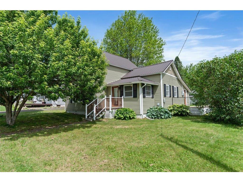 217 1st Avenue W Clear Lake WI 54005 6742430 image1