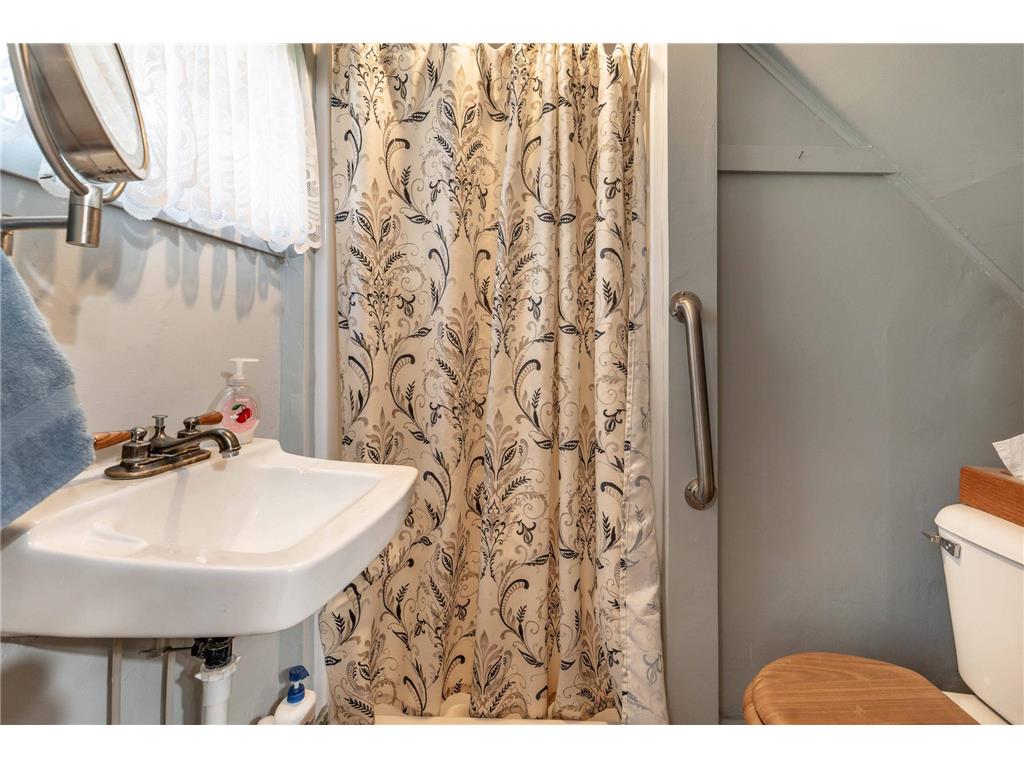 217 1st Street NW Pelican Rapids MN 56572 7073510 image23