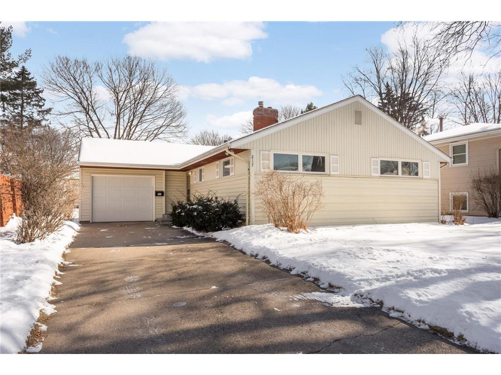 217 22nd Avenue S South Saint Paul MN 55075 6674551 image1