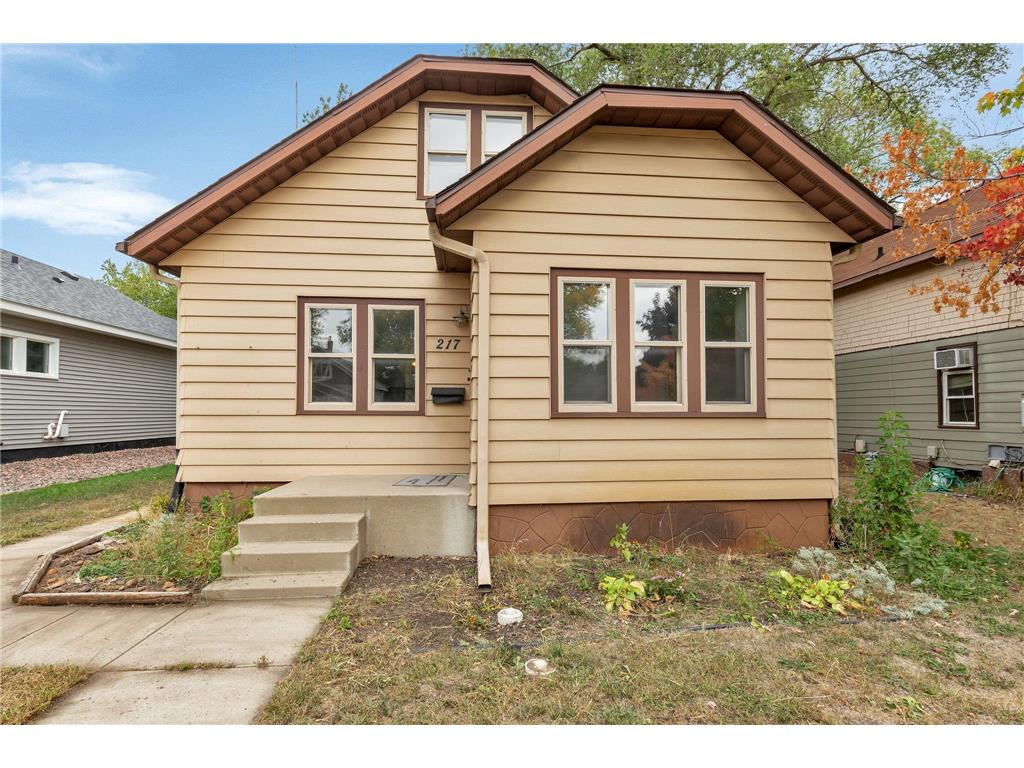 217 25th Avenue N Saint Cloud MN 56303 6438615 image1