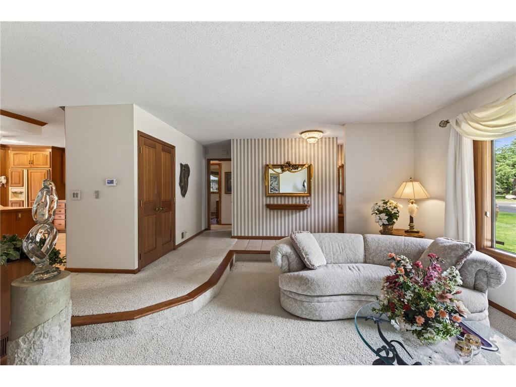 217 Arbor Lane Burnsville MN 55337 7085454 image12