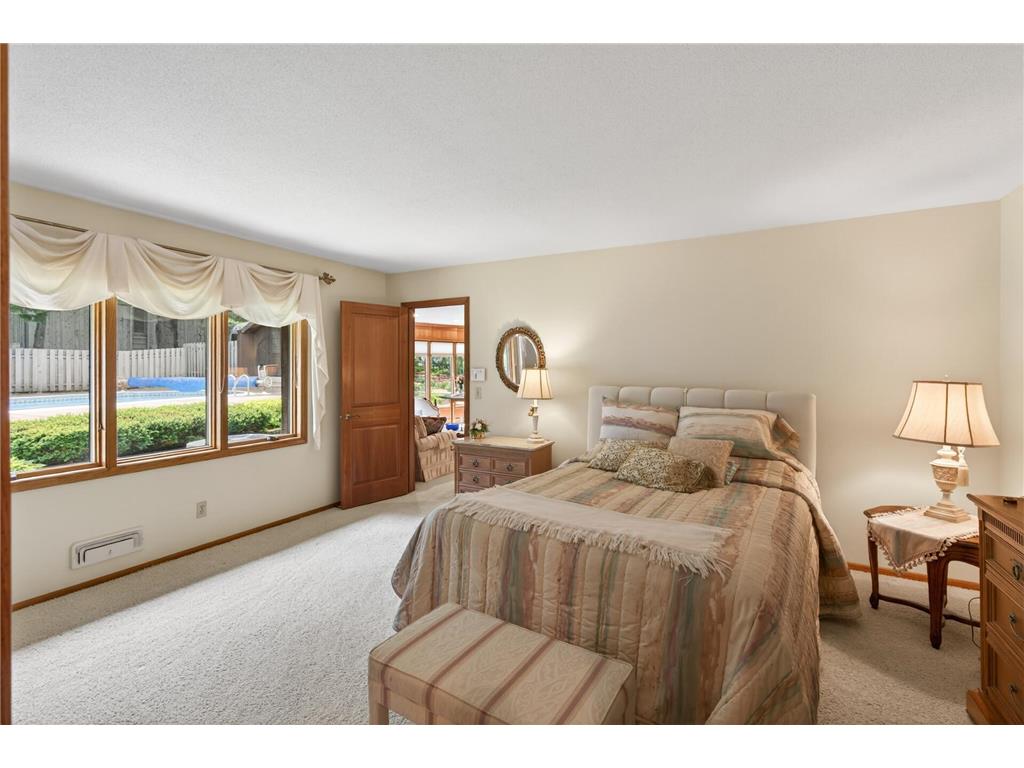 217 Arbor Lane Burnsville MN 55337 7085454 image29