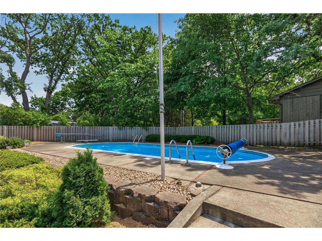 217 Arbor Lane Burnsville MN 55337 7085454 image46