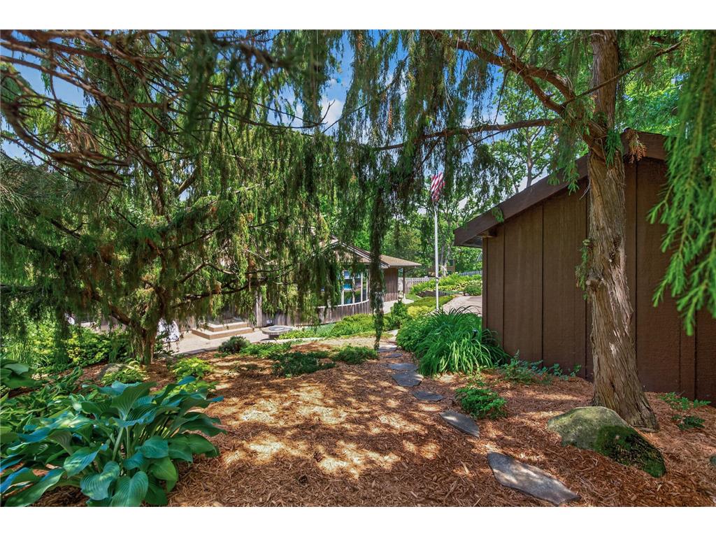 217 Arbor Lane Burnsville MN 55337 7085454 image49