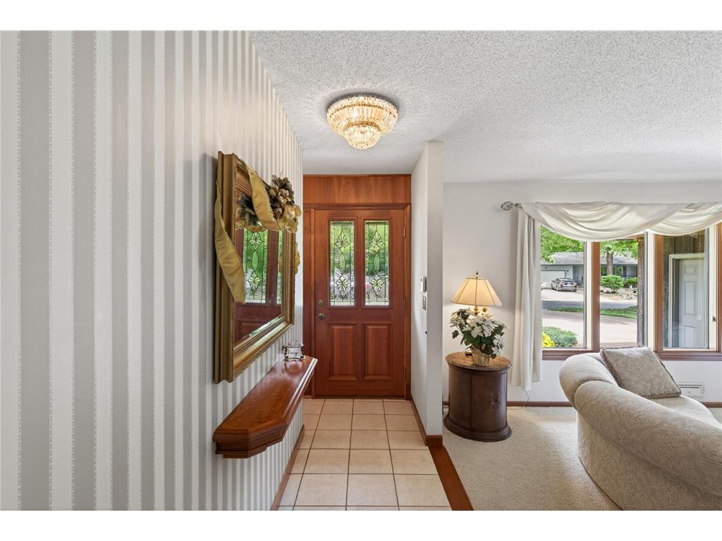 217 Arbor Lane Burnsville MN 55337 7085454 image9
