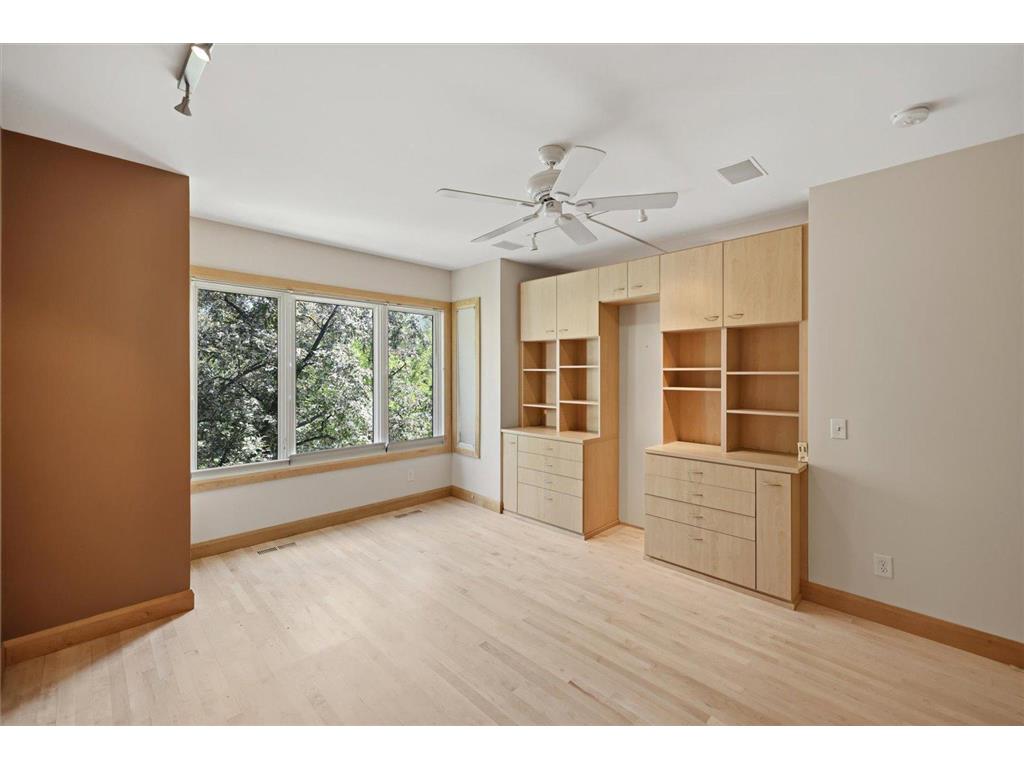 217 Bank Street SE Minneapolis MN 55414 7070957 image12