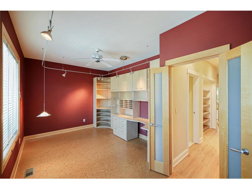 217 Bank Street SE Minneapolis MN 55414 7070957 image20