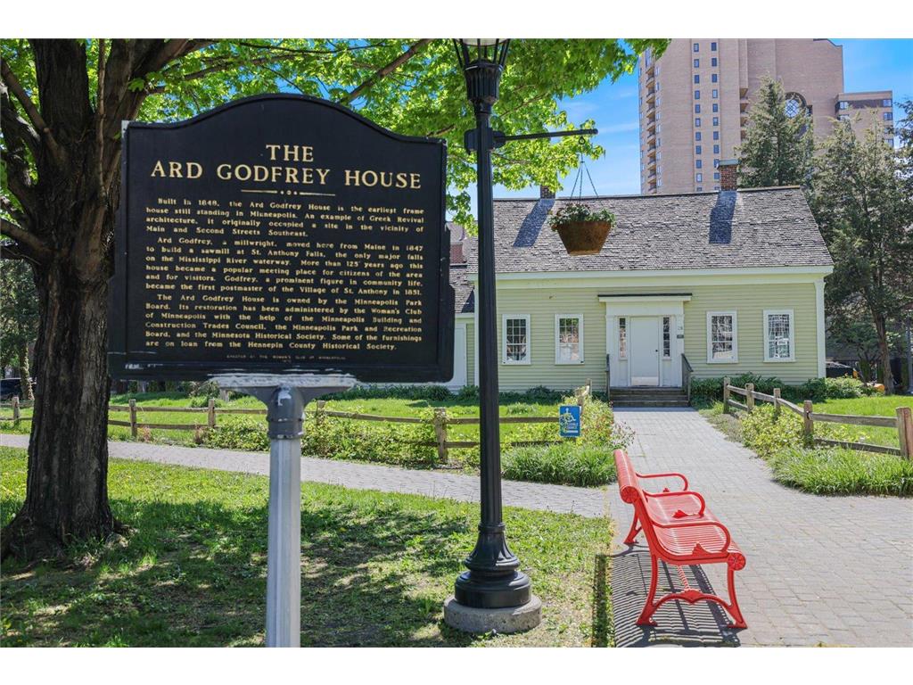 217 Bank Street SE Minneapolis MN 55414 7070957 image34