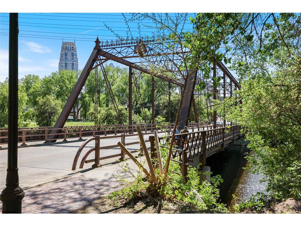 217 Bank Street SE Minneapolis MN 55414 7070957 image36