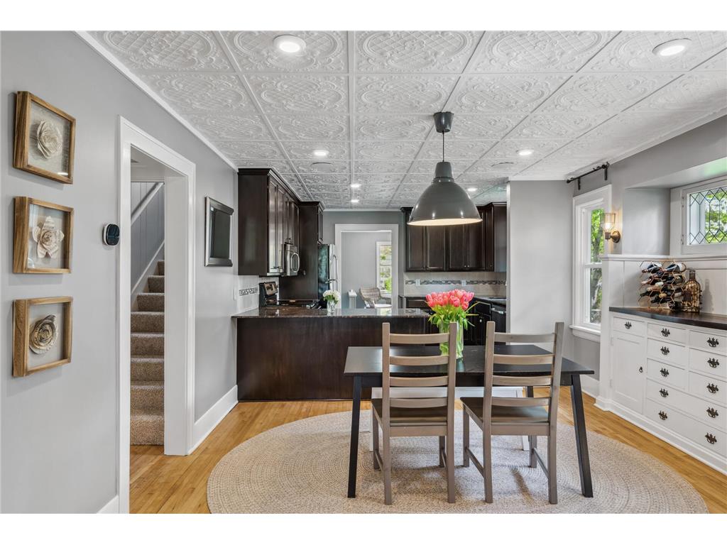 217 Blake Road S, Hopkins, MN, 55343 MLS 6535861 Edina Realty