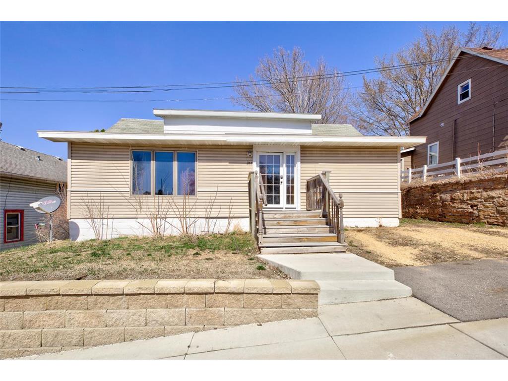 217 Bridge Street Le Sueur MN 56058 6330525 image1