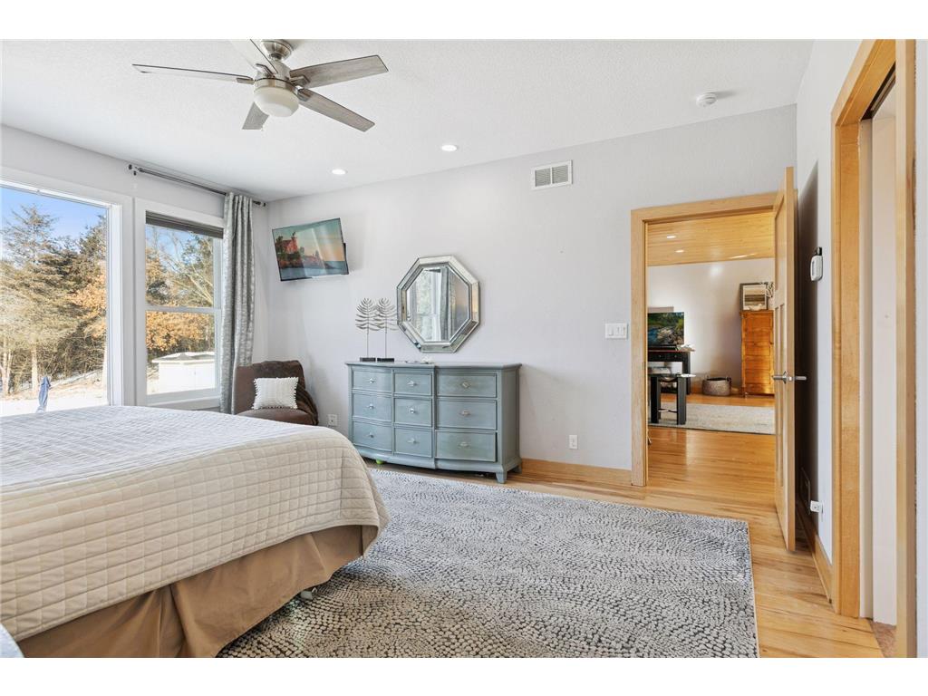 217 Cedar Drive W Hudson WI 54016 - St Croix River 7013647 image35