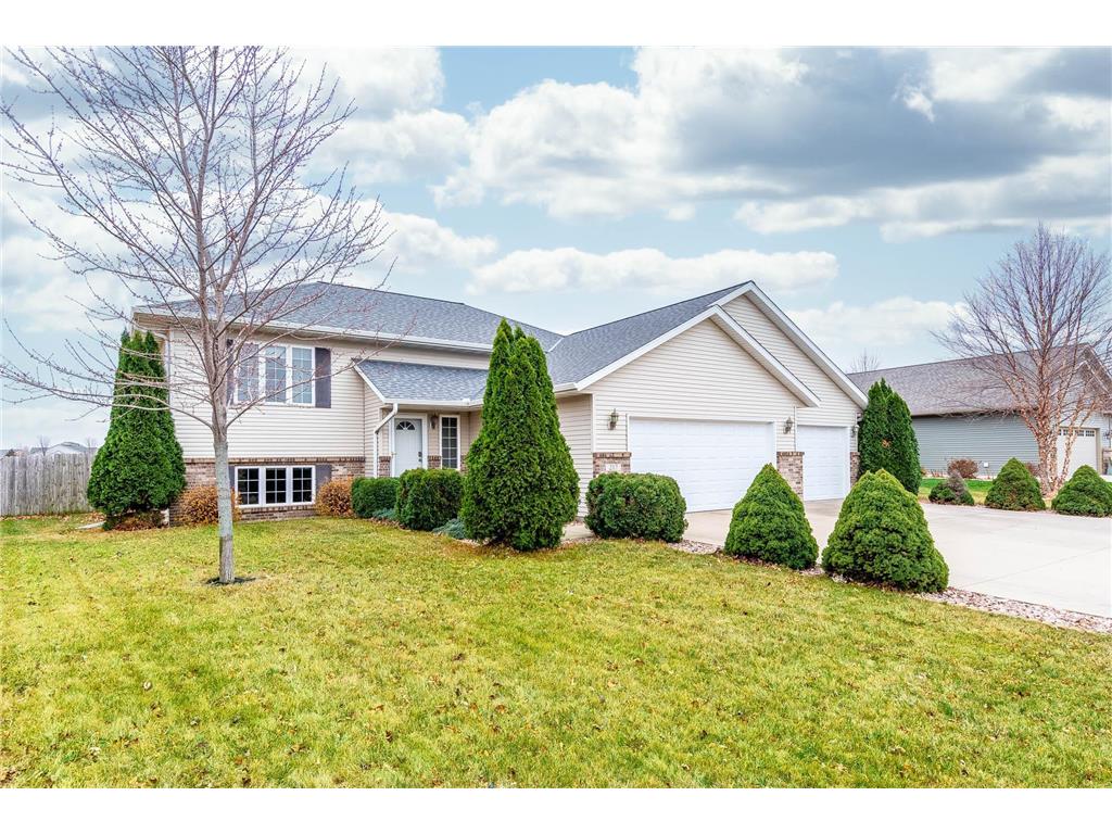 217 Inverness Drive, Mankato, MN 56001 MLS 6309214 Edina Realty