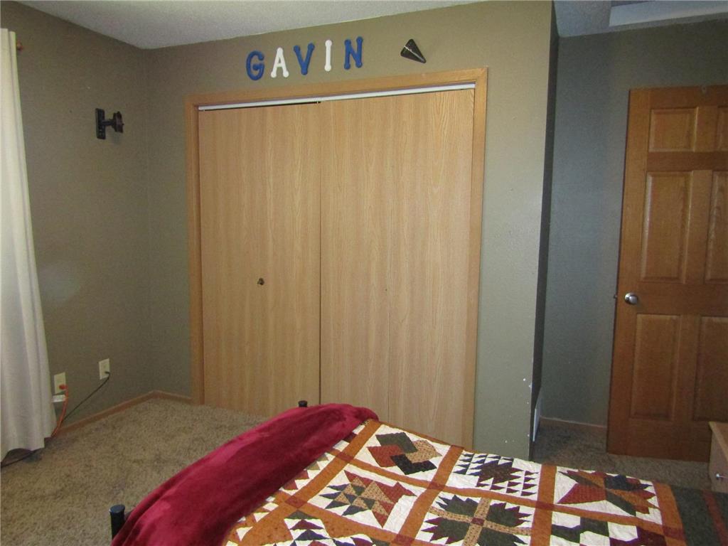 217 London Road Marshall MN 56258 7094372 image18