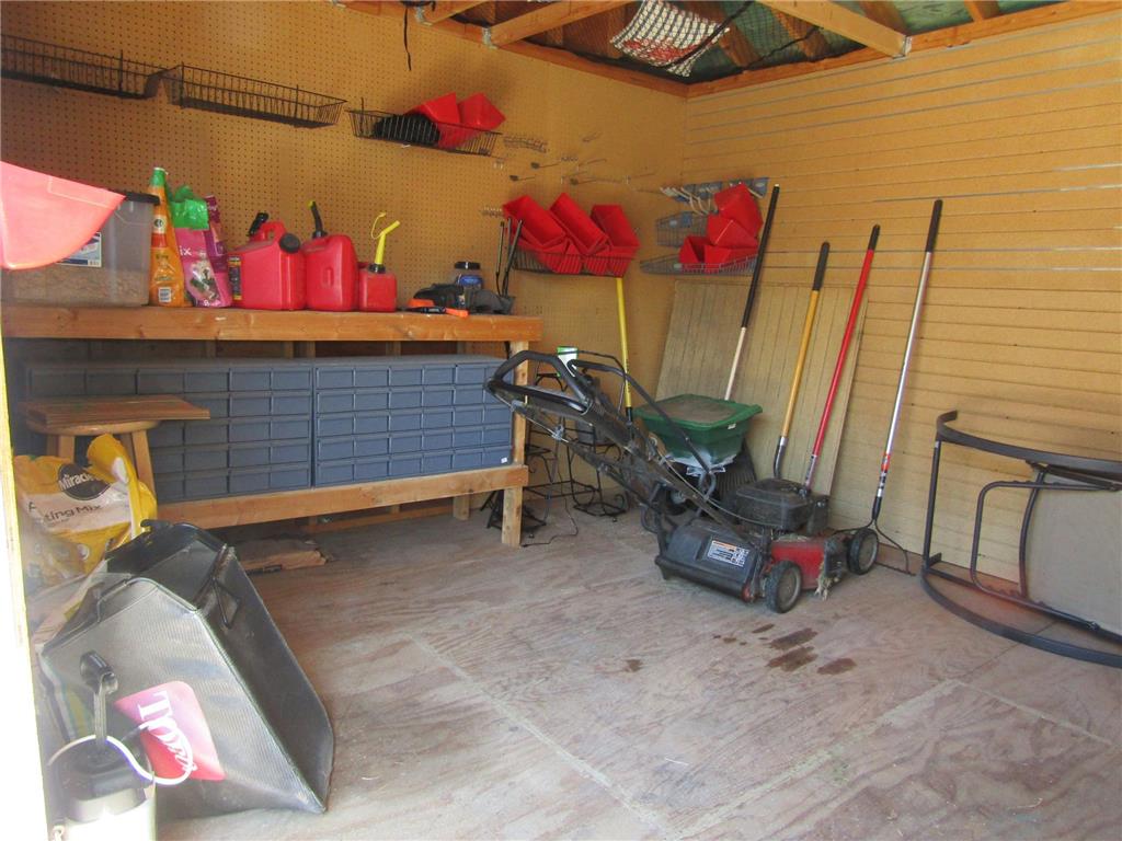 217 London Road Marshall MN 56258 7094372 image34