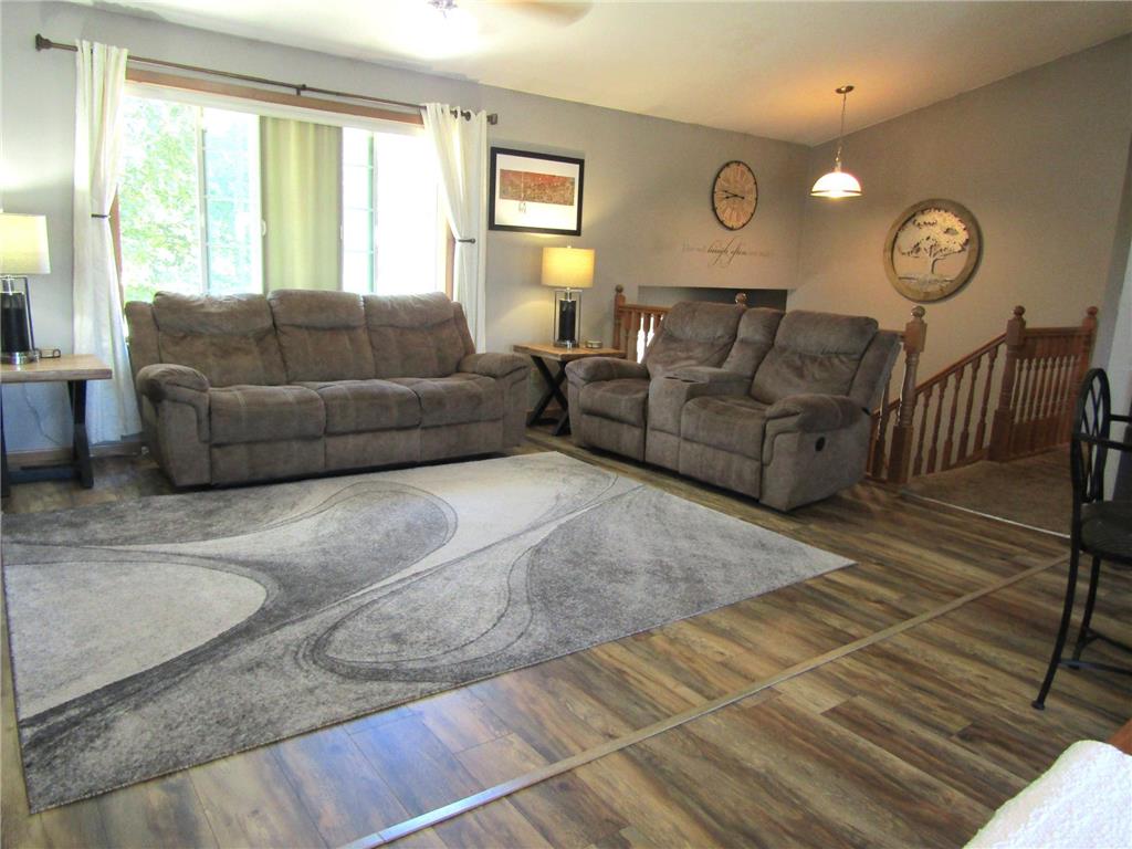 217 London Road Marshall MN 56258 7094372 image4