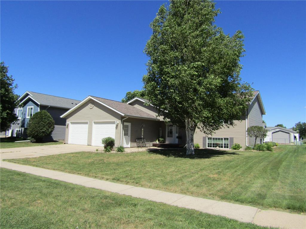 217 London Road Marshall MN 56258 7094372 image41