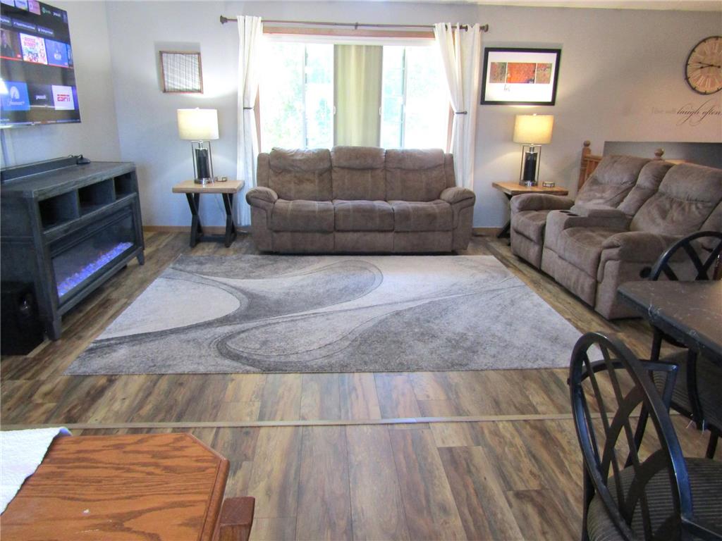 217 London Road Marshall MN 56258 7094372 image5