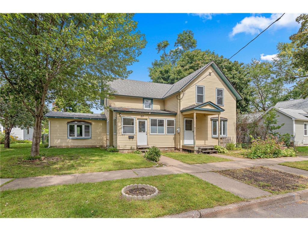 217 N 2nd Street New Richmond WI 54017 6782708 image1