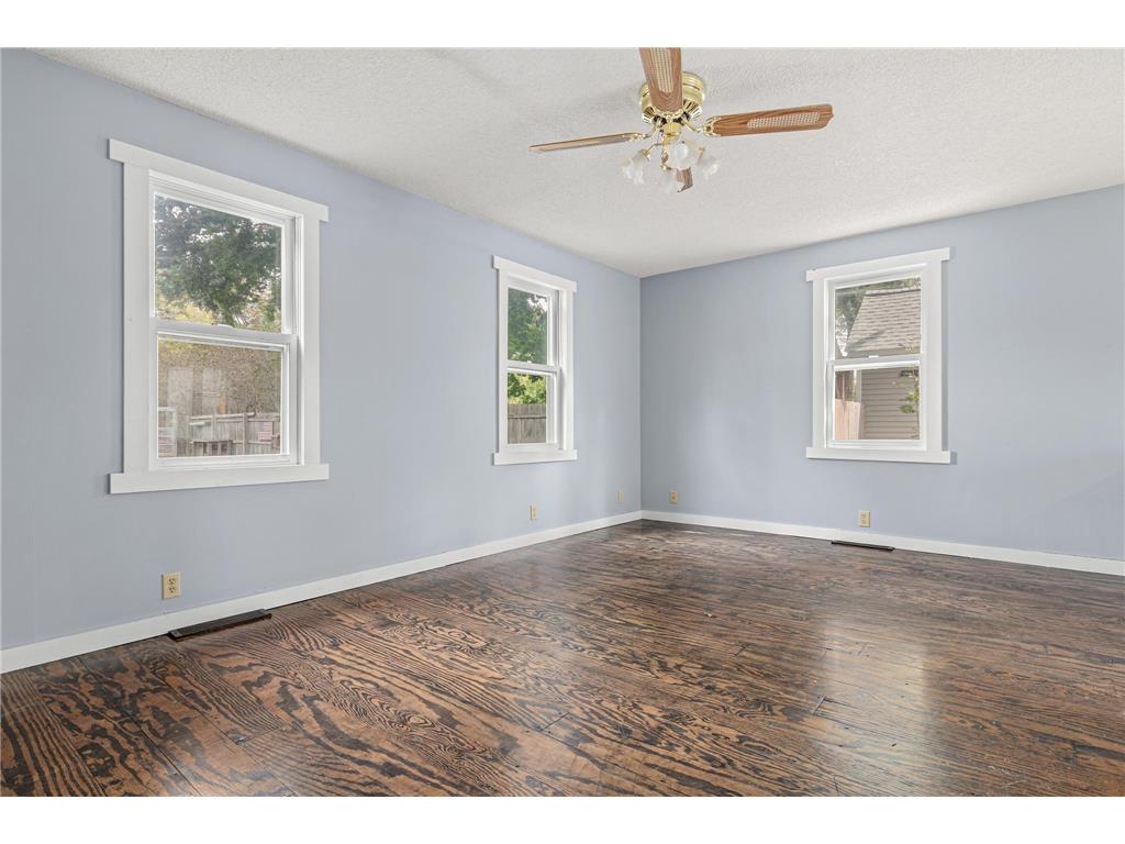 217 N 2nd Street New Richmond WI 54017 6782708 image10