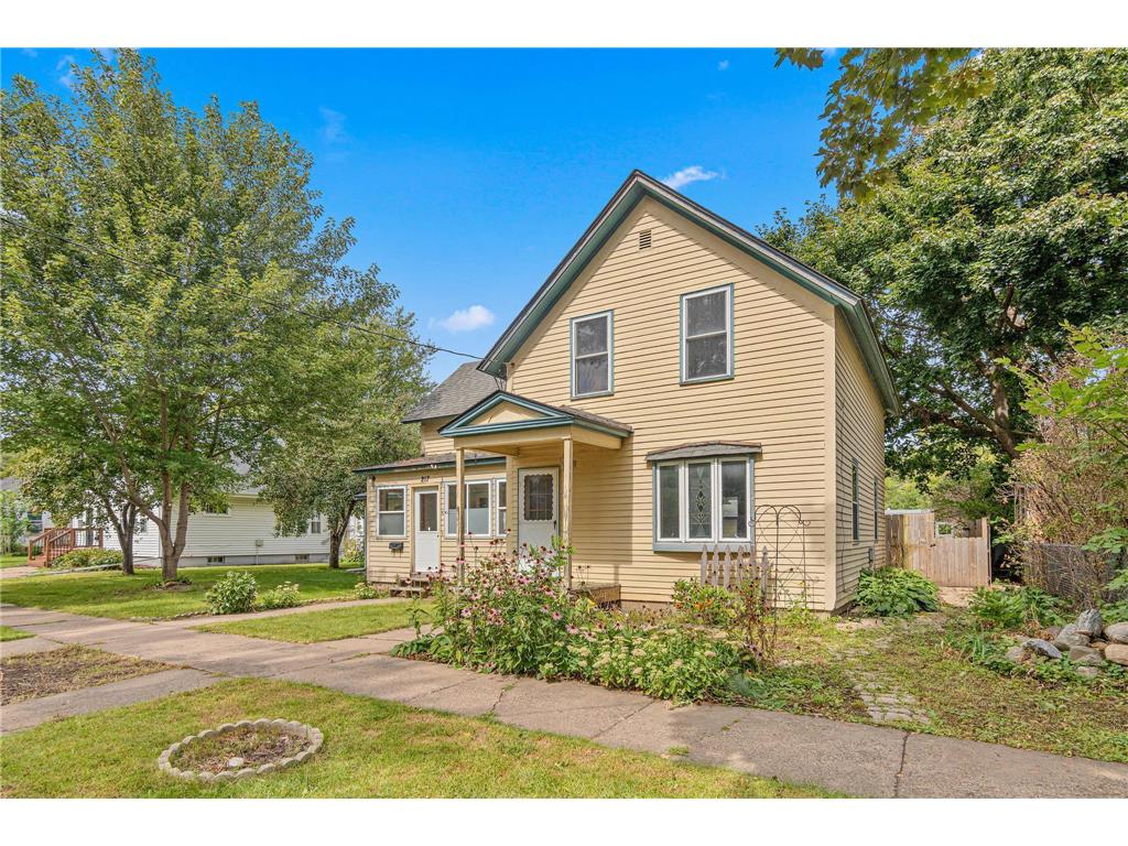 217 N 2nd Street New Richmond WI 54017 6782708 image2