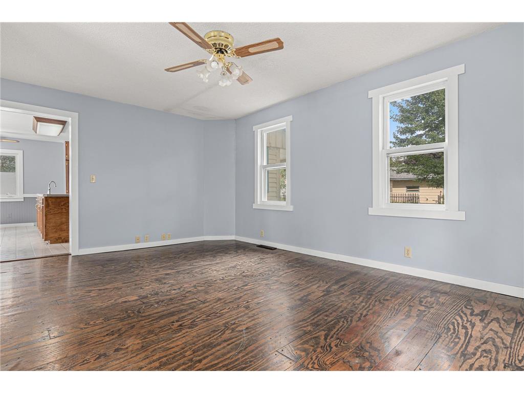 217 N 2nd Street New Richmond WI 54017 6782708 image9