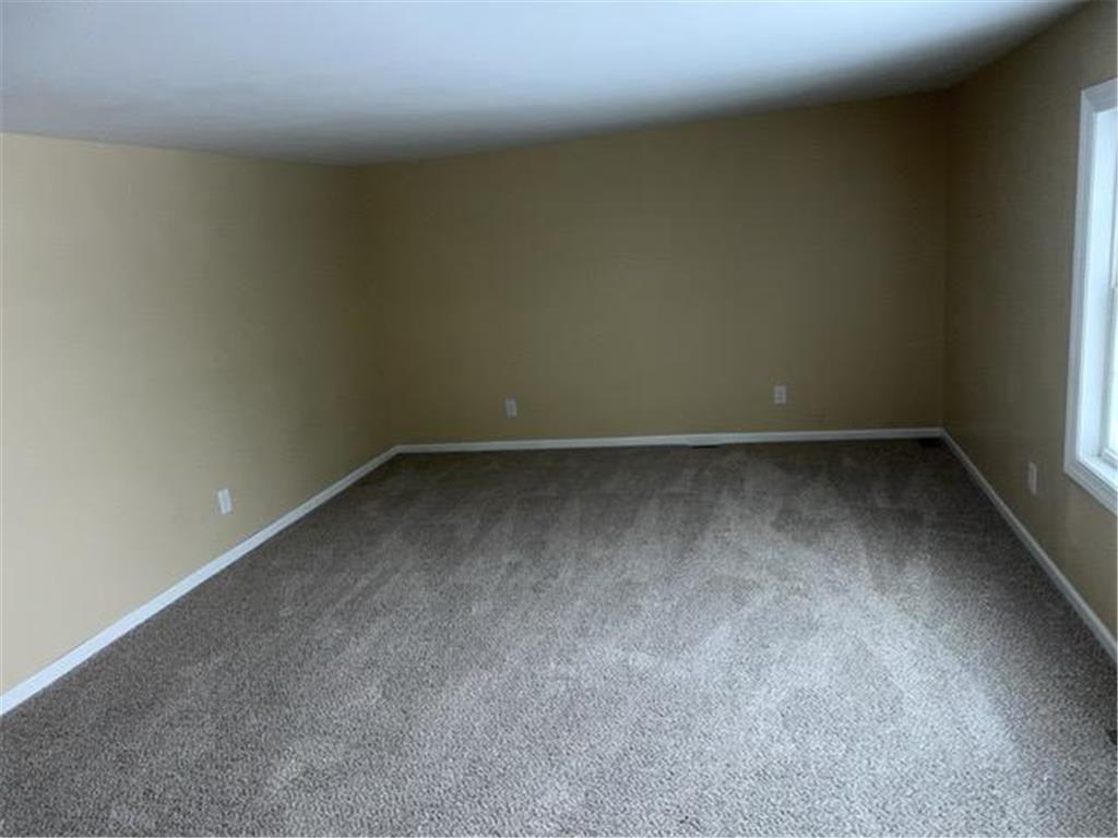 217 N 7th Street Warren MN 56762 7000956 image6