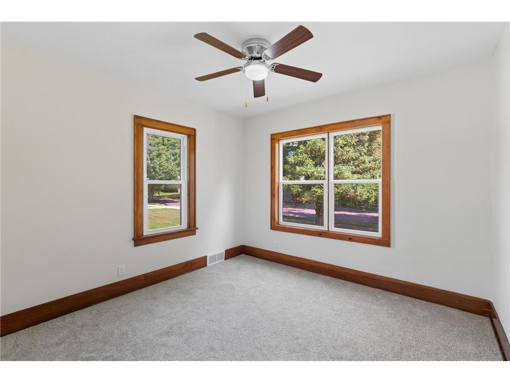 217 N Central Avenue Truman MN 56088 7042894 image10