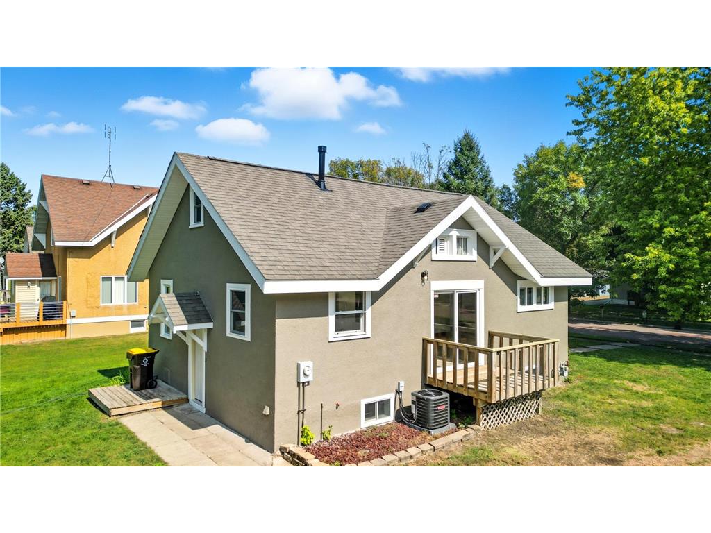 217 N Central Avenue Truman MN 56088 7042894 image31