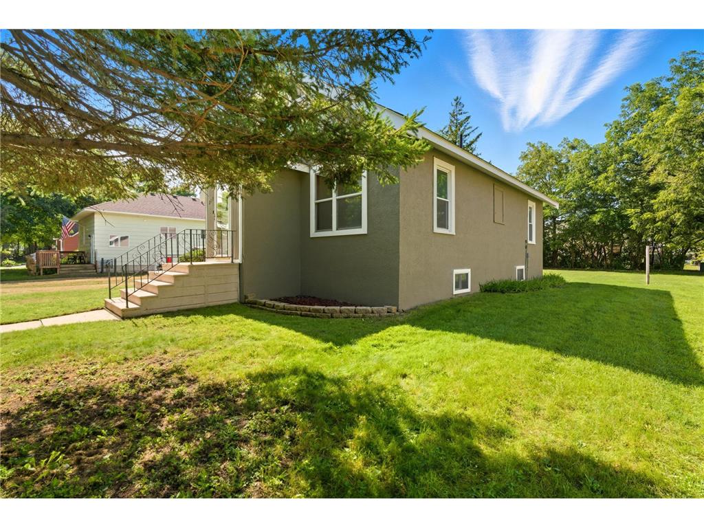 217 N Central Avenue Truman MN 56088 7042894 image33